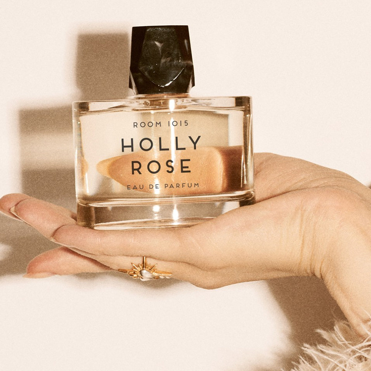 Room 1015 Hollyrose Eau De Parfum